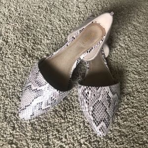 Old Navy Snake Print Dorsey Flats